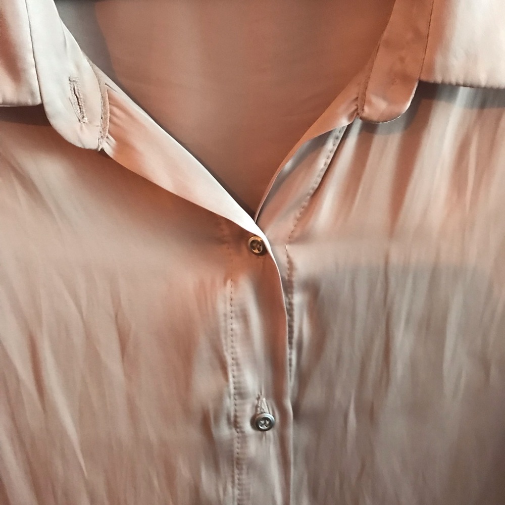Halston Mauve/Nude satin button down shirt - Picture 6 of 7